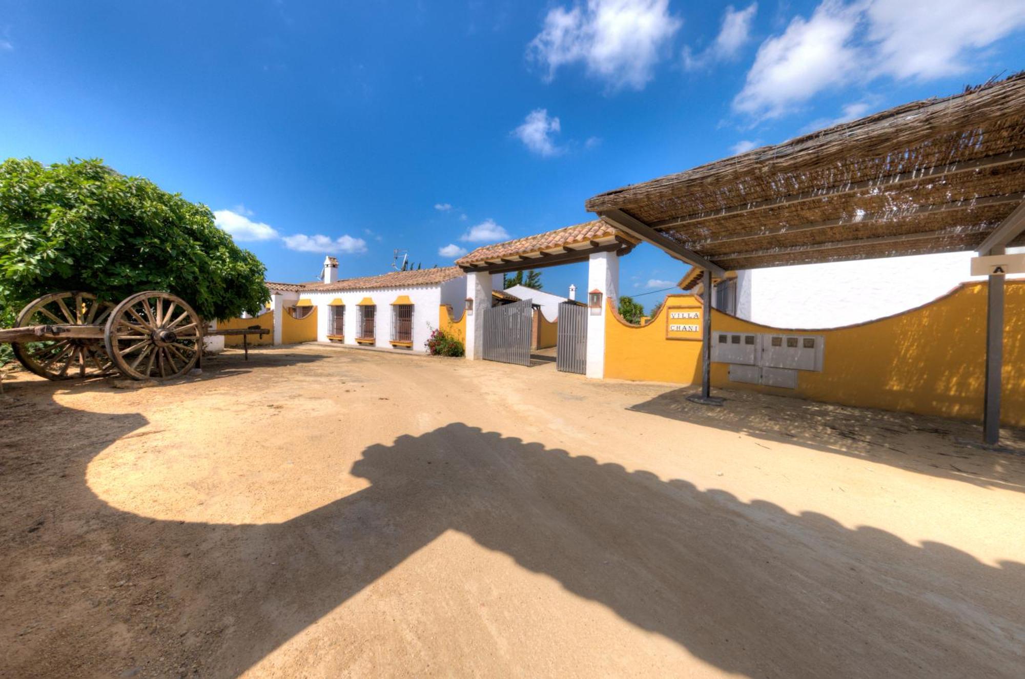 Hacienda Los Majadales โกนิล เด ลาฟรอนเตรา ภายนอก รูปภาพ